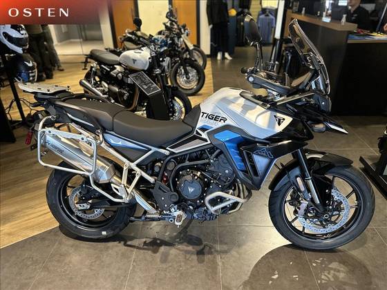 TRIUMPH TIGER 900 ALPINE EDITION TRIUMPH TIGER 900 ALPINE EDITION